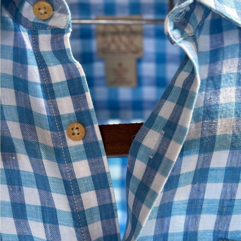 Jos. A. Bank Blue and‎ White Plaid Men's Shirt medium checkered 100% linen